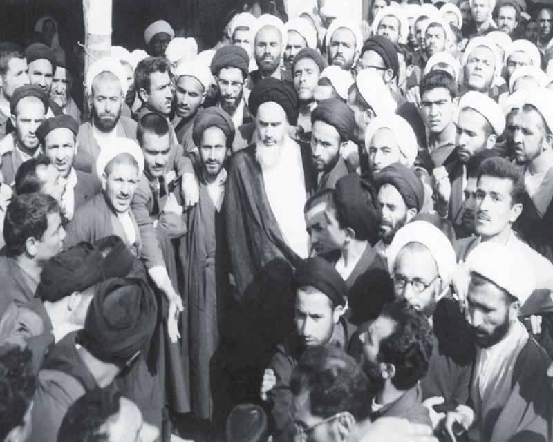 Imam Khomeini financed to keep preserving dignity for the seminary students