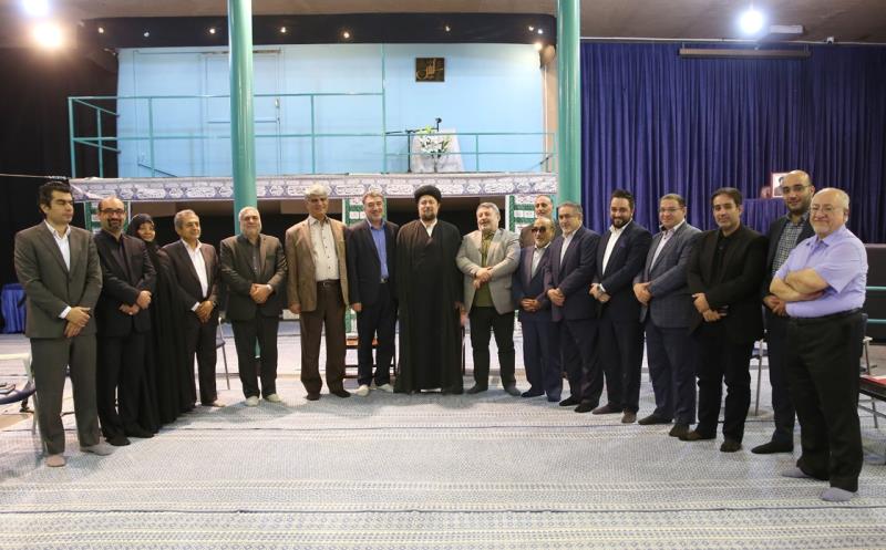 The meeting of the members of the Central Council of the National Trust Party with Seyyed Hassan Khomeini