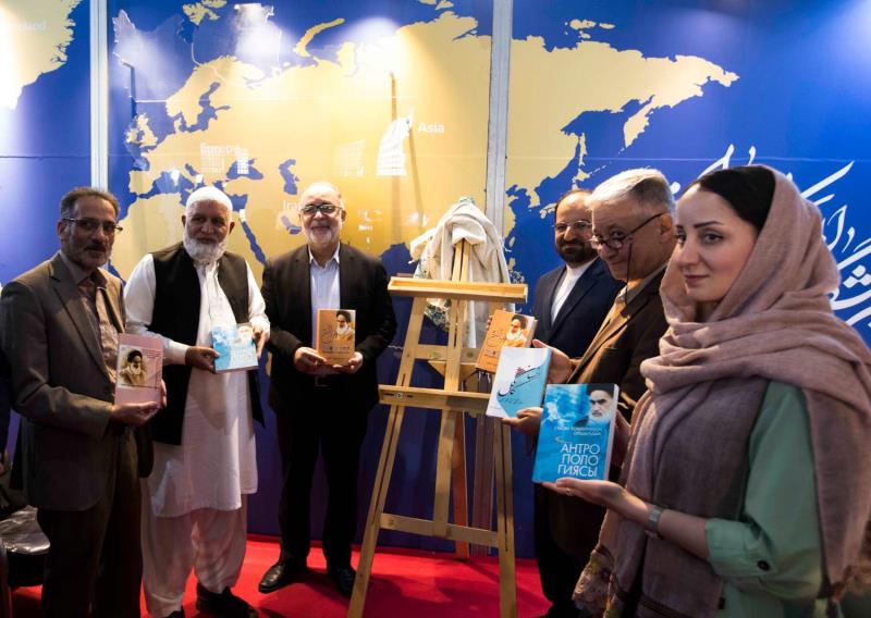 A session at Tehran international book exhibition discuss the digitization and significance of Imam`s work.