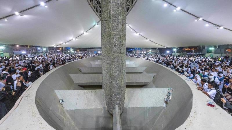 Millions of Hajj pilgrims perform symbolic `stoning of devil` as epic rituals draws to conclusion