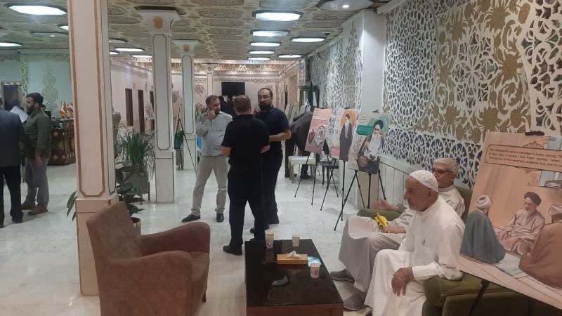 Visit of foreign guests on the occasion of the 35th death of the Imam to the exhibition of the Imam`s works at Kausar Hotel.