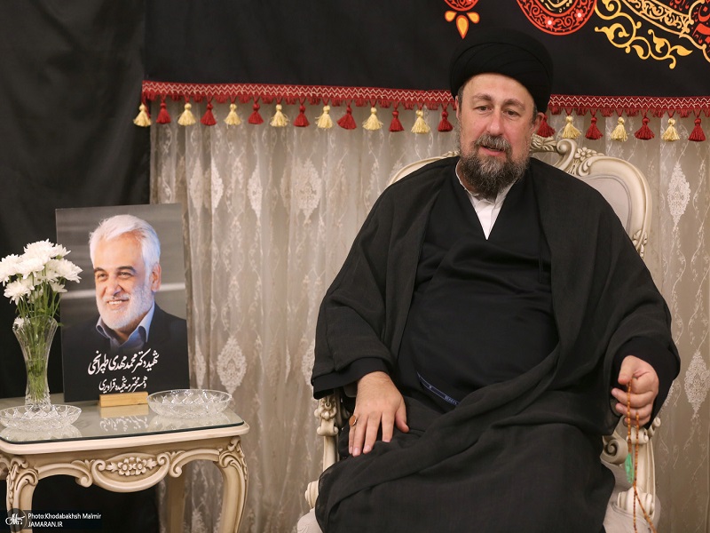 Seyyed Hassan Khomeini`s presence at the house of martyr Mohammad Mehdi Tehranchi