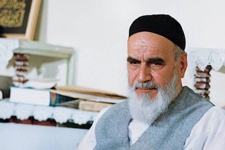 Seek refuge in God and turn back to Him, Imam Khomeini explained