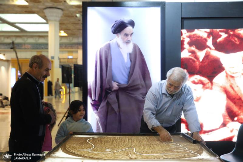 The pavilion of the Institute for The Institute for Compilation and Publication of Imam Khomeini`s Works  in the 32nd International Exhibition of the Holy Quran