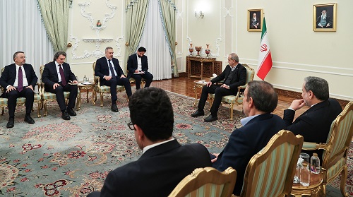 Muslims must set disputes aside, unite and trade: President Pezeshkian to Turkish FM