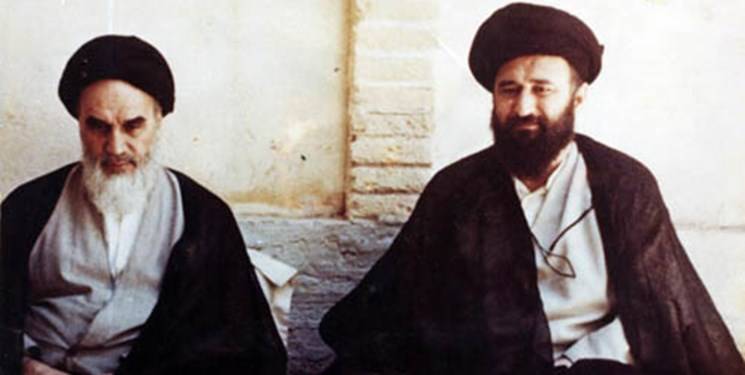  Mostafa Khomeini used to recite supplications during Arbaeen walk