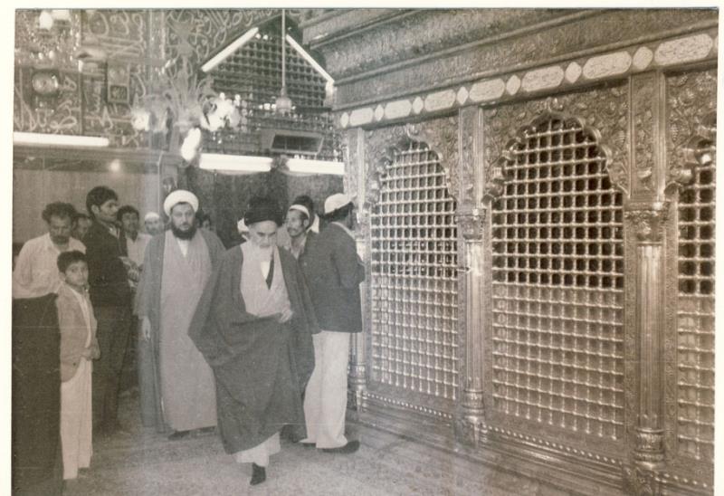 Imam Khomeini used to spend Ashura in Karbala 