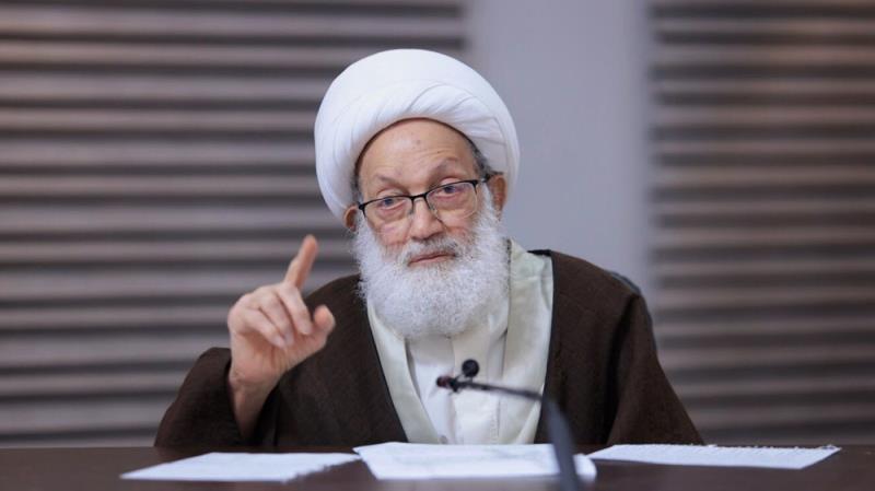 Bahrain`s  most prominent cleric Sheikh Qassim says threats against Ayatollah Khamenei an affront to all Muslims