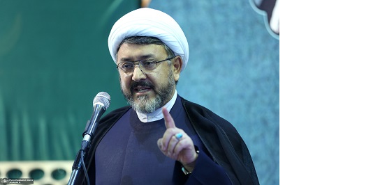 Imam`s humbleness led us to a new identity and belief: Head of institute 