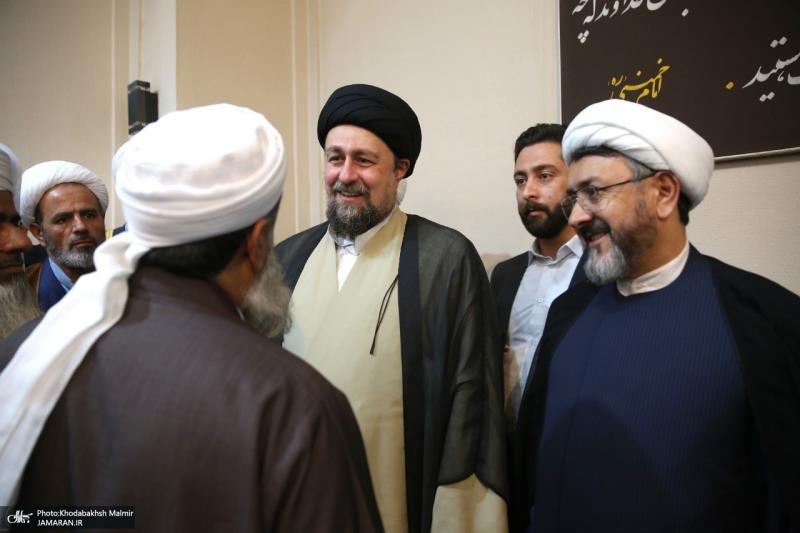 Foreign guests attending unity summit pledge allegiance with Imam Khomeini`s ideals 