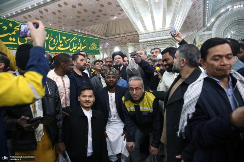 Meeting of the Secretary General and staff of the Ahlul Bayt (AS) World Assembly with Seyyed Hassan Khomeini