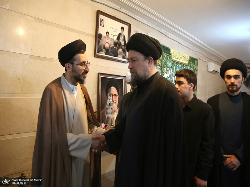 Ayatollah Seyyed Hassan Khomeini`s meeting with the family of martyr Seyyed Esmaeil Khatib, Minister of Intelligence