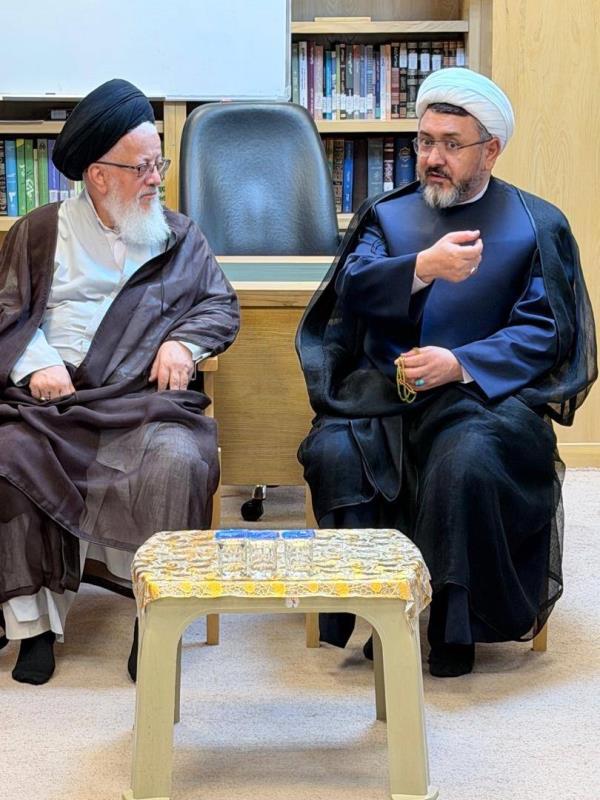 Dr. Komsari meets with Iran’s representative of the Leader in Iraq at Imam Khomeini’s residence in Najaf