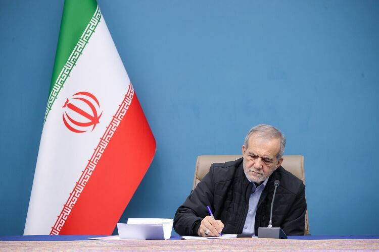 Iranian President Pezeshkian calls for regional cooperation to deal with terrorists, aggressive powers