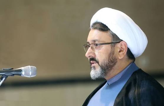 How can a generation that never saw Imam Khomeini become an audience for his message?