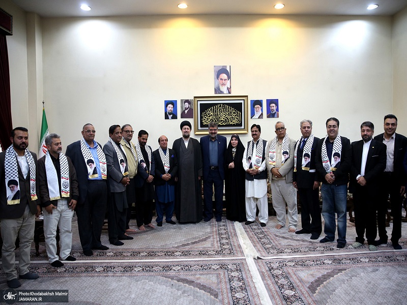 Meeting of a group of Pakistani legal experts with Ayatollah Seyyed Hassan Khomeini