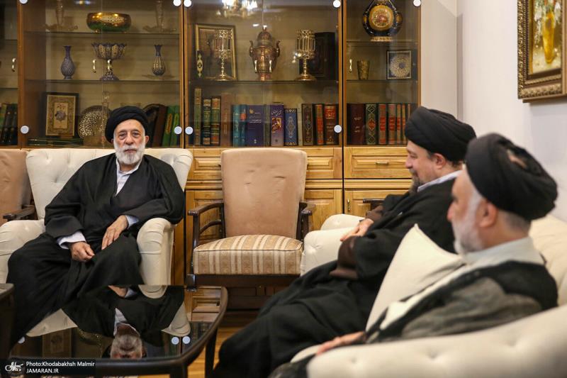  Seyyed Hassan Khomeini visits home of Seyyed Hadi Khamenei  to offer condolences