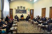 Kofi Annan led-delegation visits Imam Khomeini’s holy Shrine