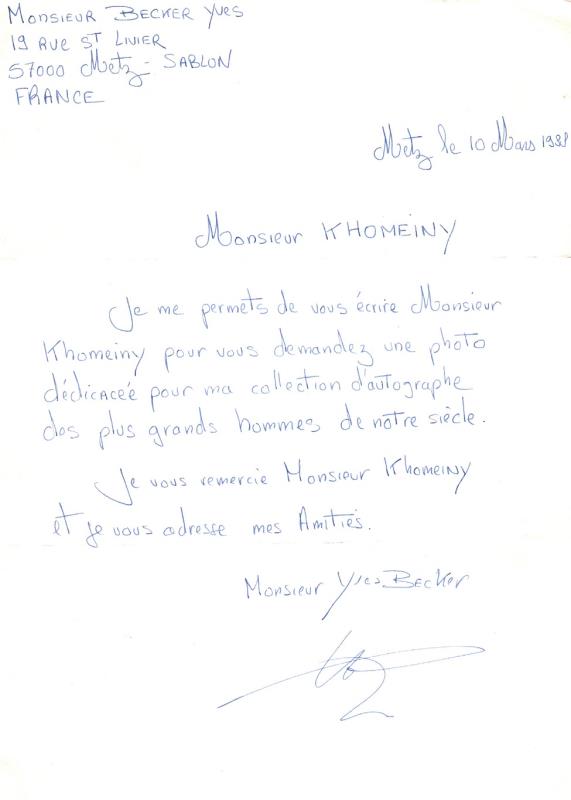 La sollicitation de la signature de l`Imam Khomeini sur une photo
