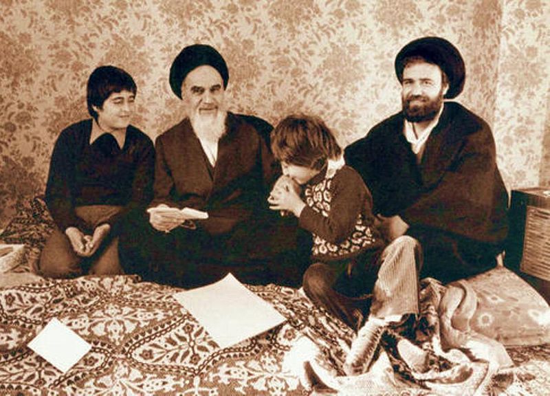 L’Imam Khomeiny: Amuse-toi !