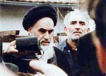 Quelle description le journaliste américain a-t-il fait de l`Imam Khomeini (Que DIEU le bénisse) ?