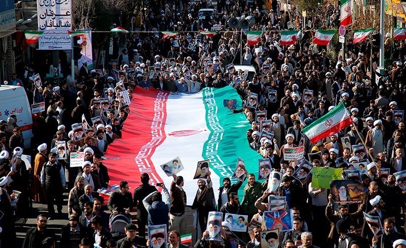 Le soutien de la nation iranienne du Velayat-e faqih, après le passage d`une quarantaine d`années de la révolution de l`Imam Khomeini (Que DIEU sanctifie son secret)