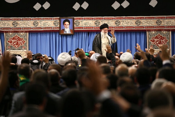 Leader : "L'Iran poursuivra la réduction de ses engagements nucléaires"