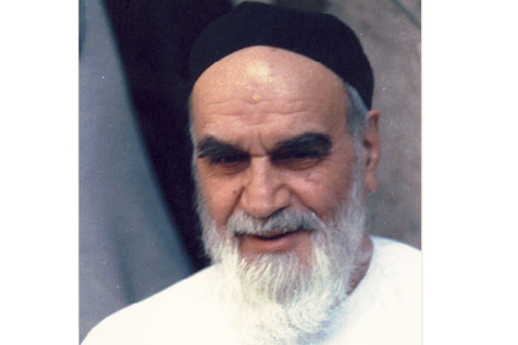 Quels sont les noms que l’Ayatollah Khomeini a-t-il donnés au couple chrétien nouvellement islamisé ?