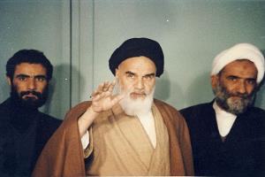 Pourquoi l’Imam Khomeini (paix à son âme) avait-il commémoré la journée du travail et du travailleur ? 