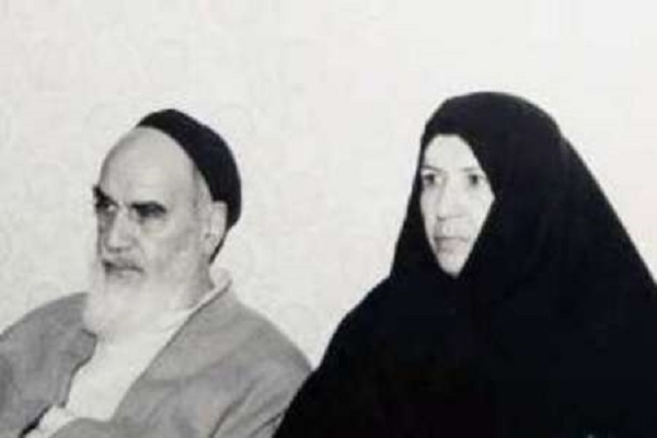 Les souvenirs de la femme de l’imam Khomeini sur la maladie de l’imam (première partie)
