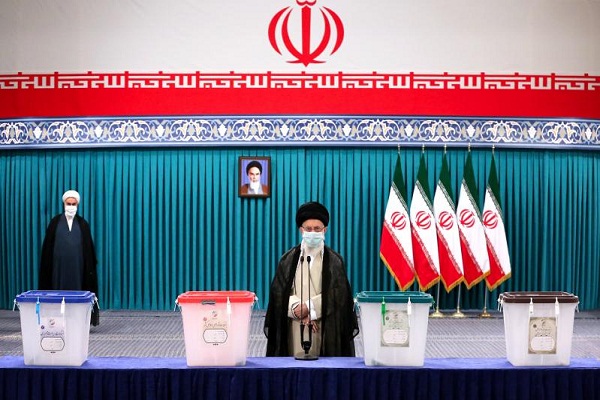 Le Guide suprême: "La nation iranienne déterminera aujourd’hui  la destinée générale du pays pour les années à venir."