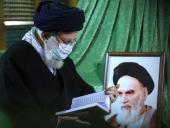 Le Guide suprême de la révolution islamique au mausolée de l`Imam Khomeiny