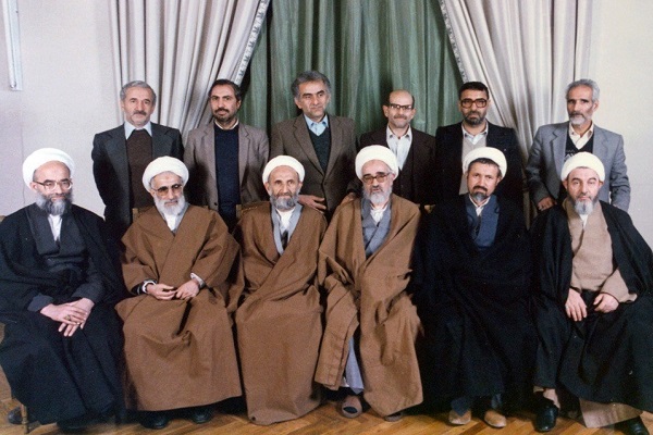 Quel avertissement l’imam Khomeini (ra) avait-il donné aux membres du conseil des gardiens ? 