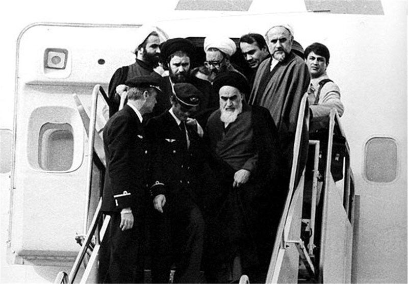 Décade de Fajr; L`Arrivée de l`Imam Khomeiny