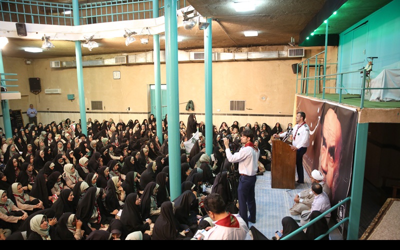 ملکی طالب علم کوچز آرگنائزیشن کا امام خمینی(رح) کے گھر کا دورہ