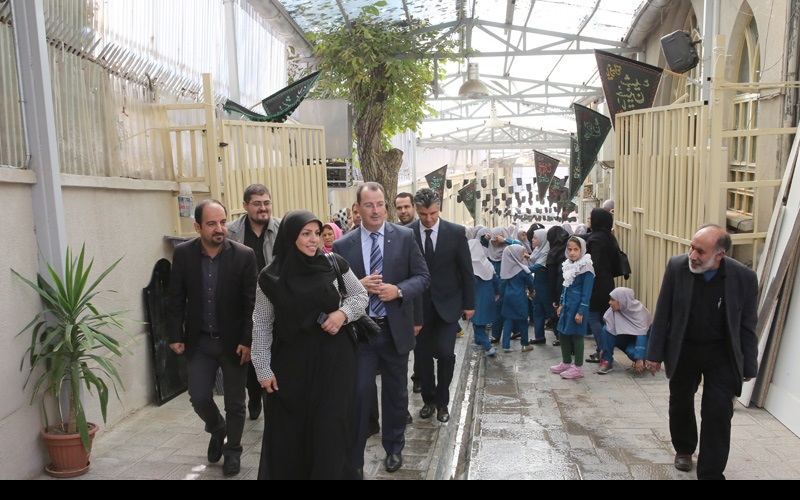تیونسی وزیر کا جماران میں امام خمینی(رح) کے گھر کا دورہ