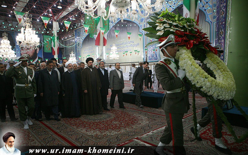صدر روحانی سمیت کابینہ کے اراکین، حرم امام خمینی(رح) اور گلزار بہشت زہراء(س) میں