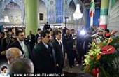 وینزوئلا کے صدر نیکلس مادورو کی امام خمینی(رح) کے مقدس مزار پر حاضری، پهول چرهائے اور خراج تحسین پیش کیا