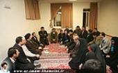 شہدا اور ایثارگروں کی اولاد کے ایک گروپ نے یادگار امام خمینی(رح) سے ملاقات کی