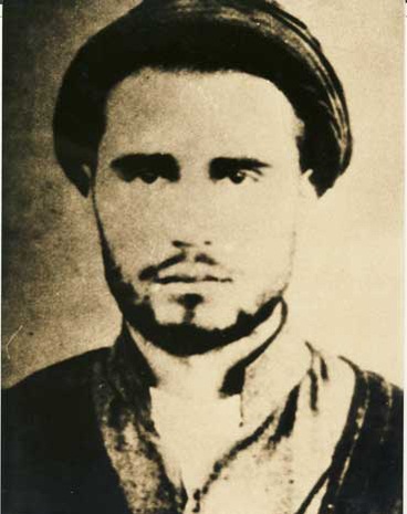 امام خمینی (ره) اپنی جوانی کے دوران