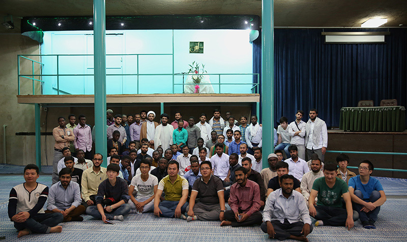 جامعة المصطفی یونیورسٹی کے کچھ طلباء جماران کے دورے پر