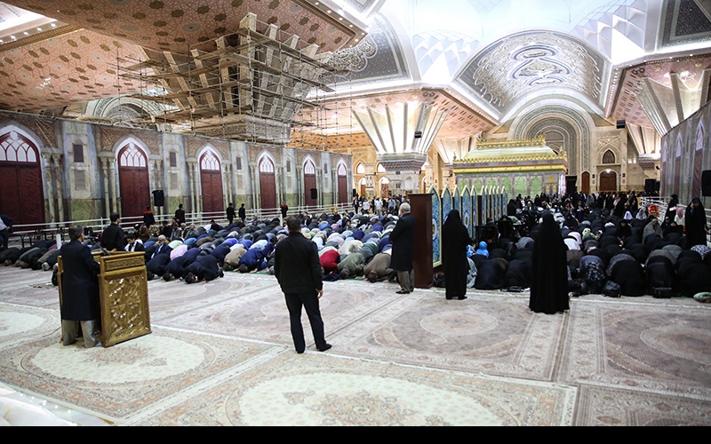 نئے سال کے ایام میں حرم امام خمینی [رح] کے زائرین کے درمیان، یادگار امام کی حاضری