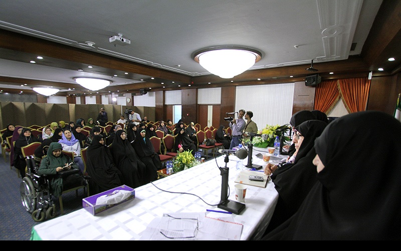 امام خمینی کی نگاہ میں "معاصر دنیا میں خواتین کے کردار" پر بین الاقوامی کانفرنس