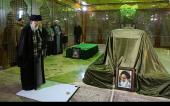 رہبر معظم انقلاب، حرم امام خمینی(رح) اور بہشت زہراء(س) گلزار شہدائے میں۱۳۹۴ھ