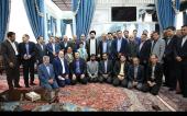میڈیا کا ایک گروپ کی سید حسن خمینی کے ساتھ دوستانہ نشست