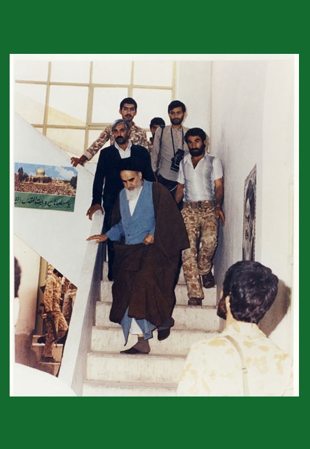 امام خمینی، وفادار محافظوں کے ساتھ