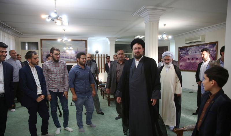 یادگار امام سے البرز صوبہ کے ثقافت اور اسلامی راہنمائی کے ادارے کے کچھ کارکن کی ملاقات