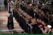 رہبر انقلاب اسلامی کی اسلامی ایران کے دارالحکومہ تہران میں، نماز عید الفطر میں شرکت اور مسلم ممالک کے سفیروں، ملکی عوام اور عہدے داروں سے ملاقات /۲۰۱۷ء