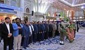 حرم امام خمینی (رح) میں اپلائیڈ سائنسز یونیورسٹی کے ڈائریکٹرز اور ملازمین کی حاضری اور تجدید عہد