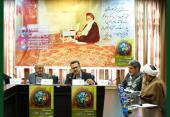 اصفہان در انقلاب کی کتاب کےمتعلق تحلیلی نشست، " انس با کتاب " کی سلسلہ وار نشستیں؛ تصویری رپورٹ /۲۰۱۷ء